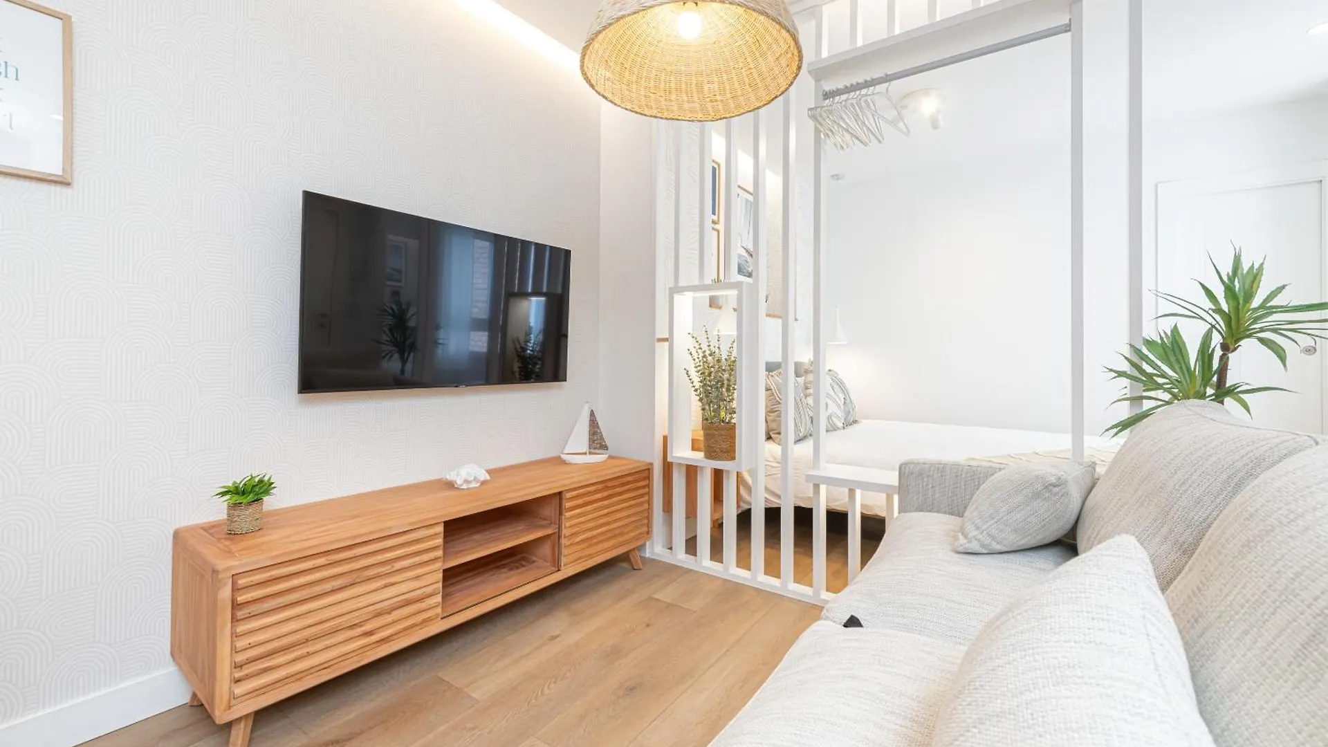 Apartment Wintowinrentals Goleta Suites 1C Malaga Spain