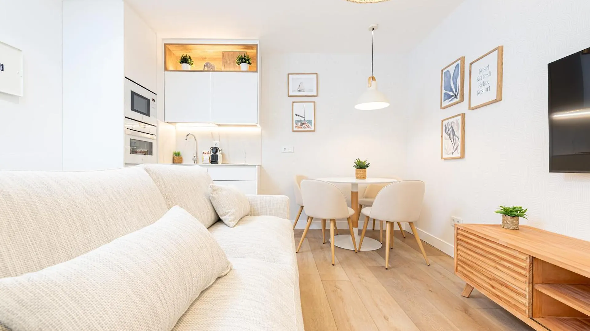 Apartment Wintowinrentals Goleta Suites 1C Malaga