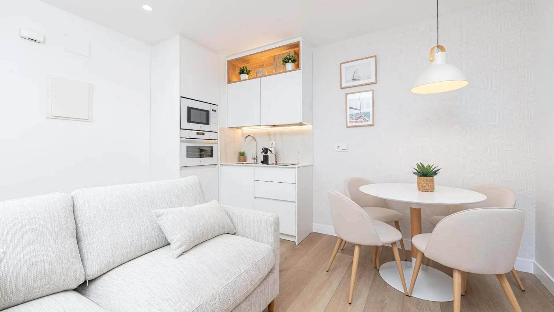 מאלגה Wintowinrentals Goleta Suites 1C דירה
