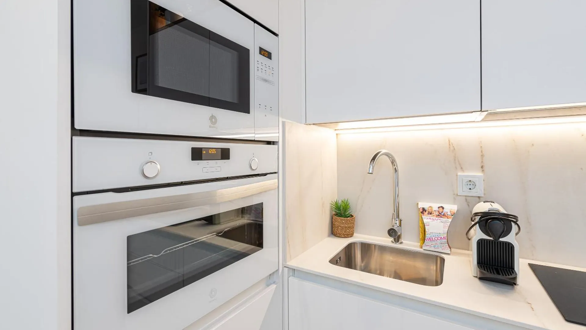 Apartment Wintowinrentals Goleta Suites 1C Malaga